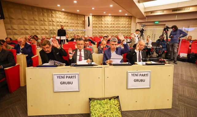 2026/10/manisa39da-ciftcinin-sorunlari-mecliste-gundeme-geldi_2.jpg