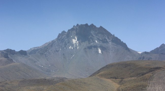 Emniyet Sivil Memurları Sendikası (ESİMSEN) paraşütle uçuş, denize tüplü da...