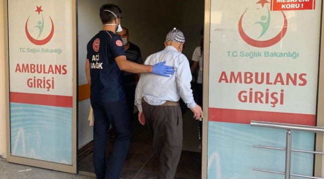 Adıyaman'ın Kahta ilçesinde kendisini asmak isteyen kişinin boynuna geç...