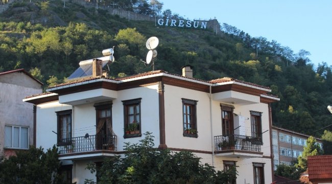 Giresun'da 19'uncü yüzyılda inşa edilen Zeytinlik Semtinde yaşayan ...