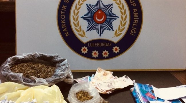 Kırklareli'nin Lüleburgaz ilçesinde İlçe Emniyet Müdürlüğü ekipleri tar...