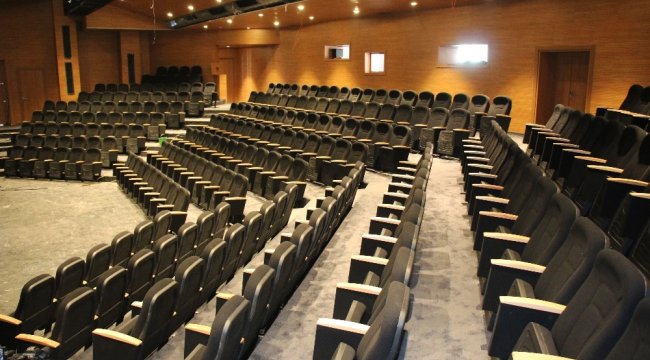 Antalya Büyükşehir Belediyesi Antalya Şehir Tiyatroları (AŞT), yenilenen ve...