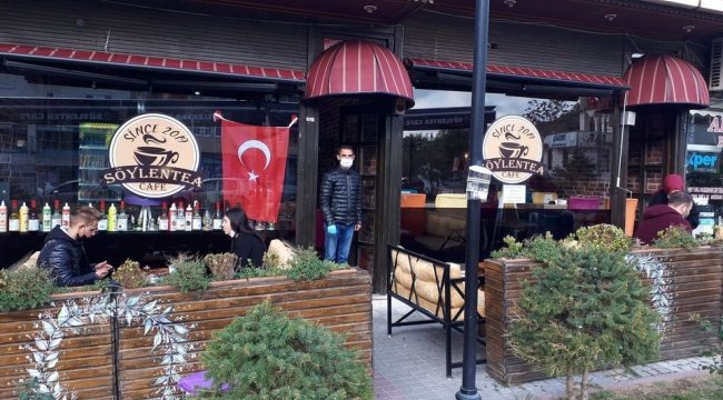 Kütahya'nın Emet ilçesinde kafe sahibi Muhsin Mecit, bir günlük cirosun...
