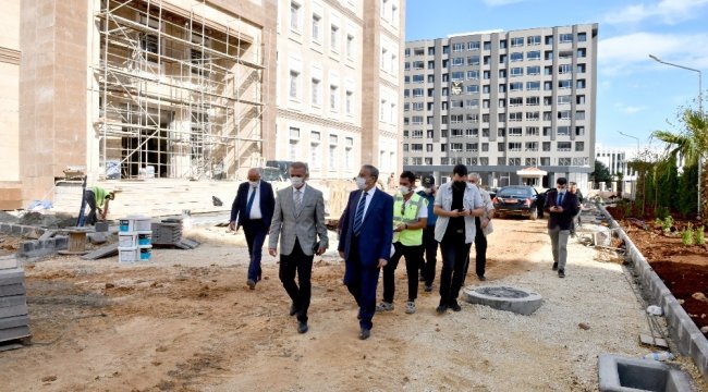 Mersin Valisi Ali İhsan Su, Mezitli ilçesinde yapımında son aşamaya gelinen...