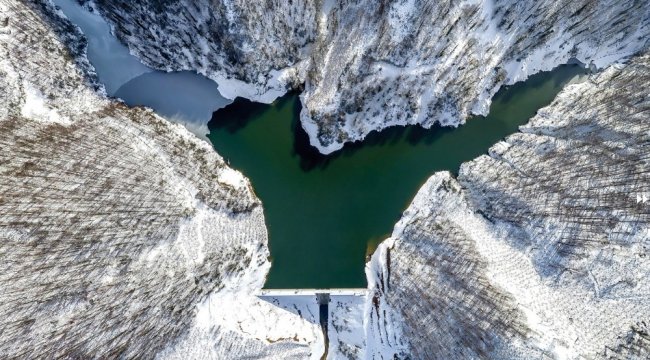 DÜZCE(İHA) – Düzce'de Kaplandede dağlarının eteklerindeki bulunan ve be...