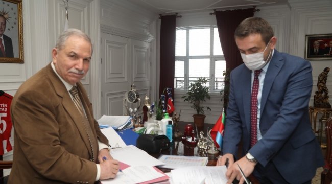 İlkadım Belediyesi ile sendika arasında imzalanan toplu iş sözleşmesiyle be...