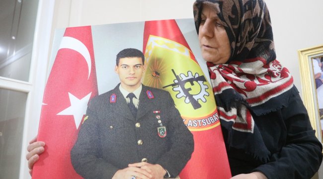 Gara şehidi Astsubay Semih Özbey'in annesi Sadiye Özbey, PKK'nın sö...