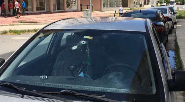 Tekirdağ'ın Çerkezköy ilçesinde meydana gelen olayda, eşi ile arası boz...