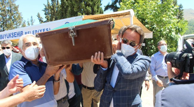 Türkiye'nin önemli iş adamları arasında yer alan Ahmet Nazif Zorlu'...