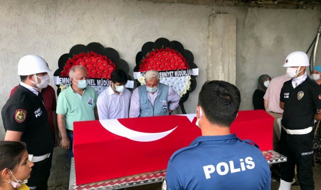 Sinop Gerze İlçe Emniyet Müdürlüğü bünyesinde trafik polisi olarak görev ya...