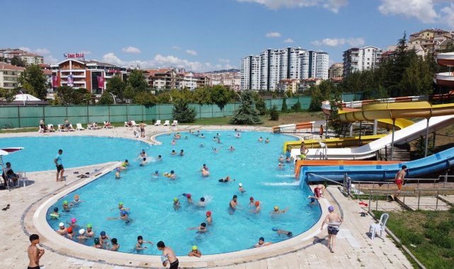 Ankara Keçiören Aktepe ve Kalaba'da bulunan aqua parklar 7-15 yaş arası...