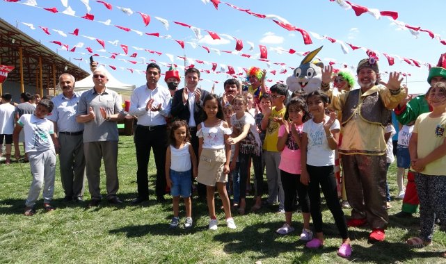 Adana'nın Tufanbeyli ilçesinde Tufanbeyli Belediyesi tarafından düzenle...