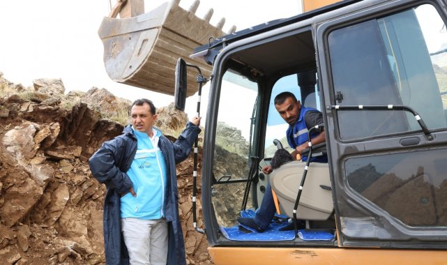 Van Su ve Kanalizasyon İdaresi (VASKİ) Genel Müdürü Ülker Cem Kaplan, Başka...
