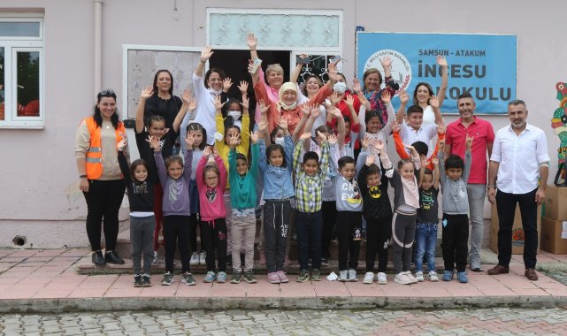 Atakum Belediyesi, İncesu İlkokulu öğrencilerine kuaför hizmetinin yanı sır...
