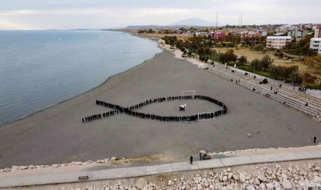 Van Yüzüncü Yıl Üniversitesi Sağlık Bilimleri Fakültesi Ebelik Bölümü öğren...