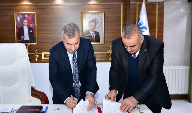 Malatya'nın Yeşilyurt Belediye Başkanı Mehmet Çınar, yaptığı açıklamada...