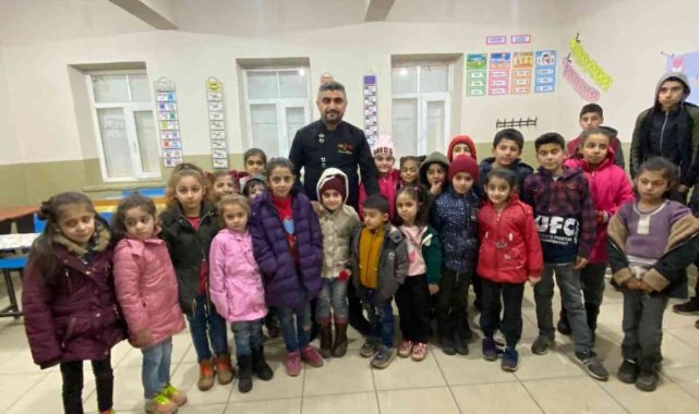 Adana'daki 'Piton döner' sahibi Mehmet İkram Taş, Diyarbakır