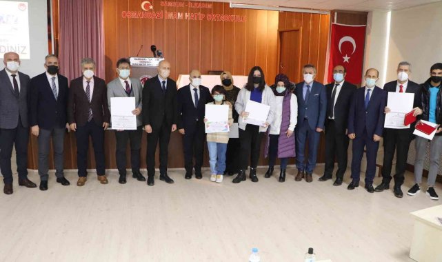 İlkadım Osmangazi İmam Hatip Ortaokulu'nda robotik kodlama atölyesi ve ...