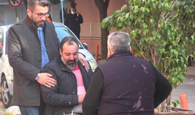 Adana'da kız arkadaşının platonik aşkı tarafından kalbine hançer saplan...