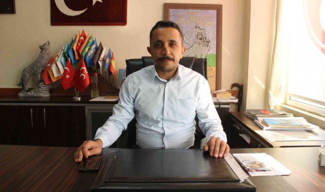 Milliyetçi Hareket Partisi'nin (MHP) sembolü olan üç hilalin önemine di...