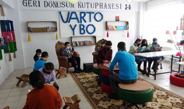 Muş'un Varto Yatılı Bölge Ortaokulu (YBO) öğrencileri, atıl durumdaki a...