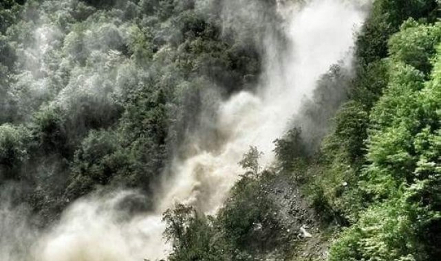 Giresun'un Doğankent ilçesinde her yıl sadece 15 gün görülebilen Hidroe...
