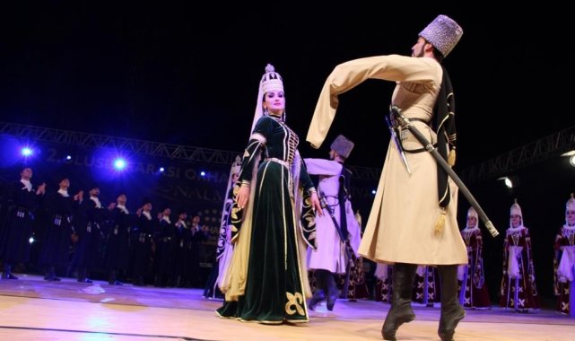 Kafkas danslarının dünyadaki en önemli temsilcilerinden NALMES ve Kayseri K...