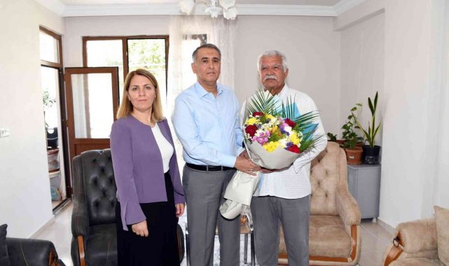 Adıyaman Valisi Mahmut Çuhadar, eşi Serinay Çuhadar'la birlikte Babalar...