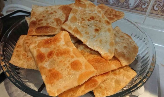 Kilis'te özel günlerde yapılan ve eşe dosta dağıtılan bir hamur işi ola...