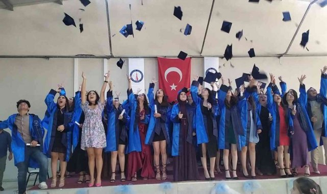 Kütahya Dumlupınar Üniversitesi (DPÜ) Pazarlar Meslek Yüksekokulu'nda d...