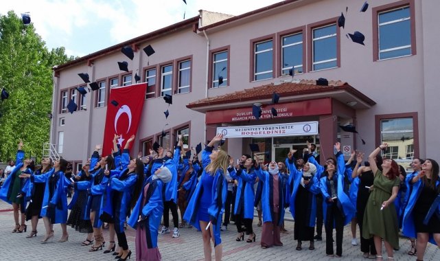 Kütahya Dumlupınar Üniversitesi'ne (DPÜ) bağlı Hisarcık Meslek Yüksekok...