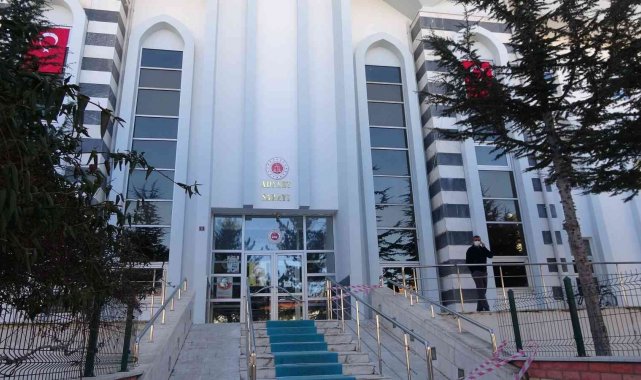 Yozgat'ın Sorgun ilçesinde doğum günü kutlamasında başından silahla vur...