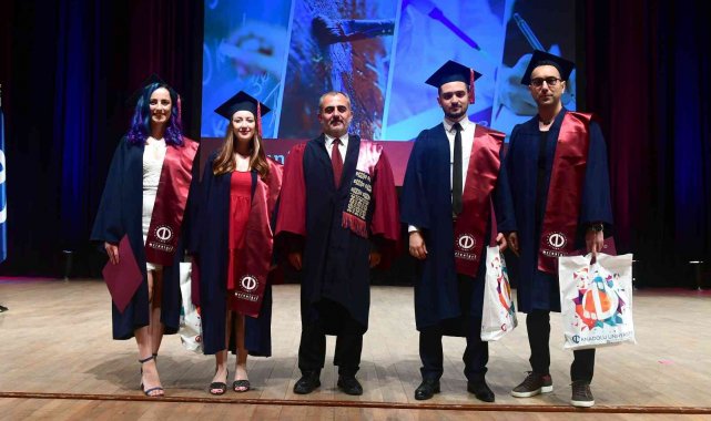 Anadolu Üniversitesi Eğitim Bilimleri Enstitüsü, 30 yıllık geçmişiyle 11 An...