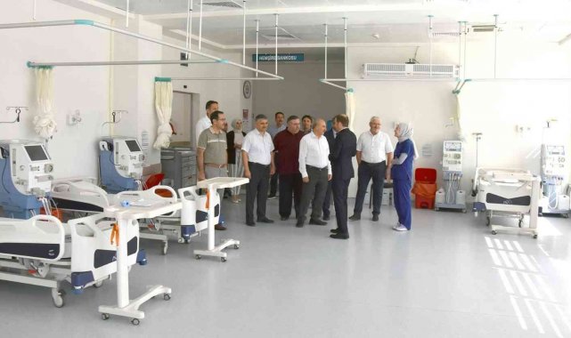 Konya İl Sağlık Müdürü Prof. Dr. Mehmet Koç, Hüyük'e yeni devlet hastan...