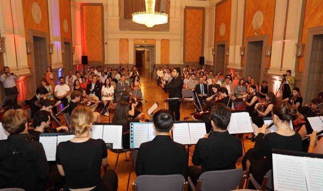 Ataşehir Belediyesi Gençlik Orkestrası ile Monheim am Rhein Belediyesi Orke...