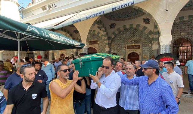 Canlı yayında kalp krizi geçirdikten sonra kaldırıldığı hastanede