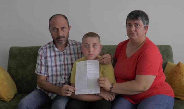Kayseri'de yaşayan Coşkun ailesi, atipik otizmli çocuklarına mobbing uy...