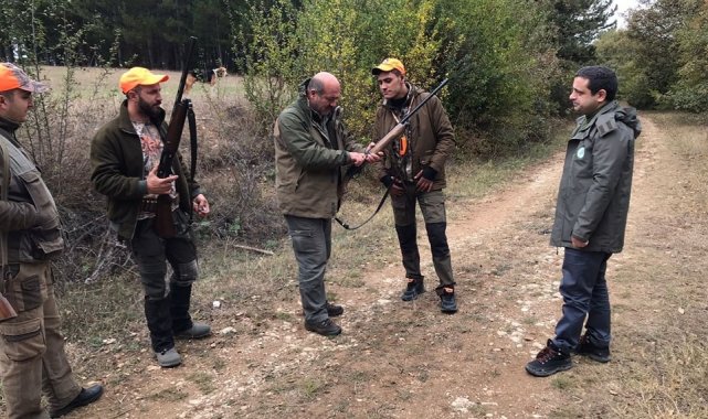 Kastamonu'da, Doğa Koruma ve Milli Park Şube Müdürlüğü ekipleri tarafın...