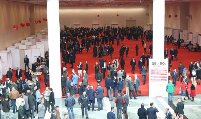 Ankara Ticaret Odası'nın (ATO) 160 bin üyesini temsil eden Meslek Komit...