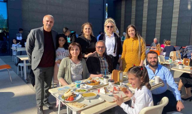 Diyarbakır Final Okulları Kurucu Başkanı Şahin Otu, diyabet hastası kızı iç...