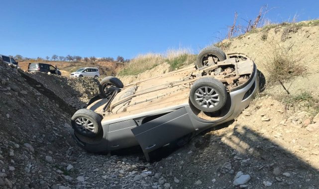 Adıyaman'ın Besni ilçesinde meydana gelen trafik kazasında 4 kişi yaral...