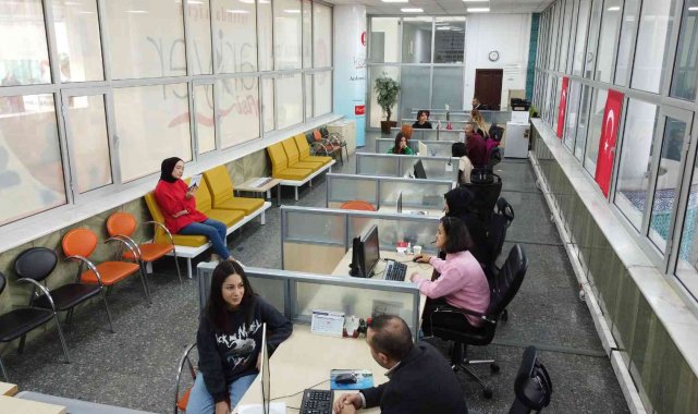 Ankara Keçiören Belediyesi tarafından kurulan Kariyer Ofisi 2 binden fazla ...