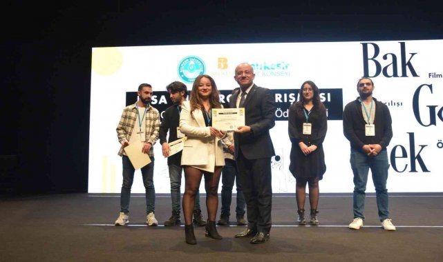 Balıkesir Kent Konseyi ve Balıkesir Üniversitesi Güzel Sanatlar Fakültesi M...