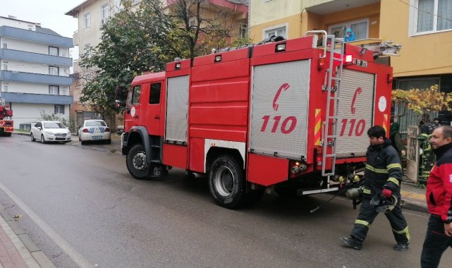 Kocaeli'nin Gebze ilçesinde vatandaşların çatı yangını diye ihbarda bul...