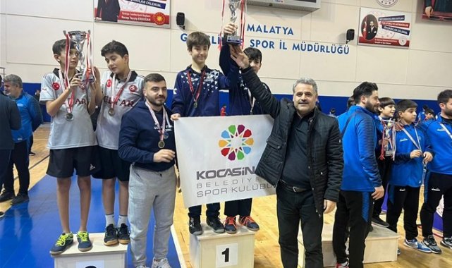 Malatya'da Masa Tenisi Yıldızlar Grup şampiyonası yapılarak, sporcular ...