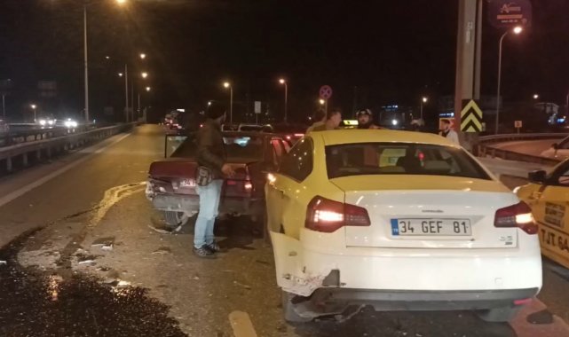 Saat 00.30 sıralarında Kurtköy Pendik bağlantı yolu, Tersane Köprüsü'nd...