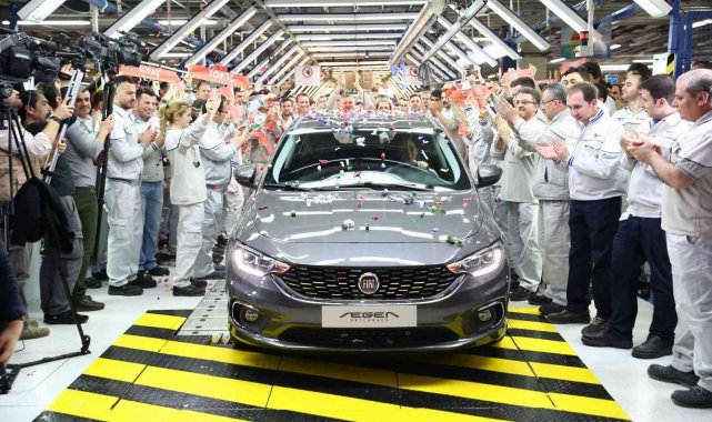 Tofaş Otomobil Fabrikası üretime 15 gün ara veriyor. 6 bin işçinin çalıştığ...