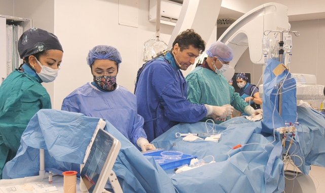 Türkiye Kalp ve Sağlık Vakfı tarafından 18'incisi düzenlenen Kardiyoloj...