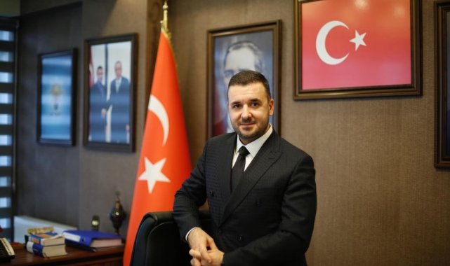 AK Parti Yalova İl Başkanı Muğlim Bağatar, İDO Genel Müdürü Murat Orhan ile...