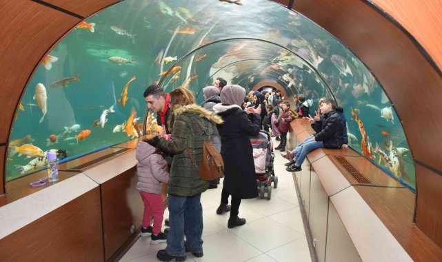 Bursa Yıldırım Belediyesi, Cazibe Merkezi Tünel Akvaryumu'nun kapıların...